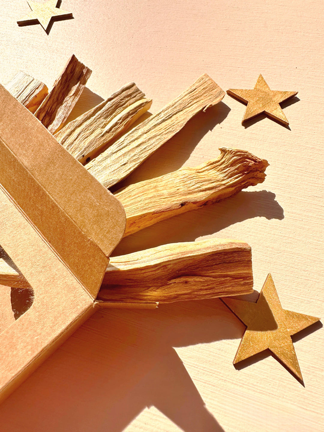 Cleanse and uplift with 6 sacred Palo Santo sticks—citrus-scented, sustainably sourced, ideal for rituals and energy clearing